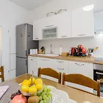 Apartament Bird Lamp Luxury Bacvice,