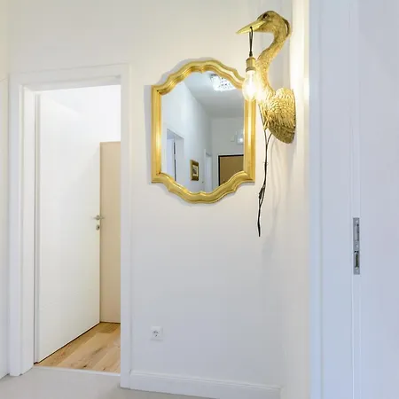 Bird Lamp Luxury Bačvice,