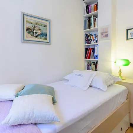 Apartament Bird Lamp Luxury Bacvice, *