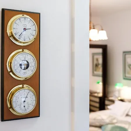 Apartman Bird Lamp Luxury Bacvice, Split