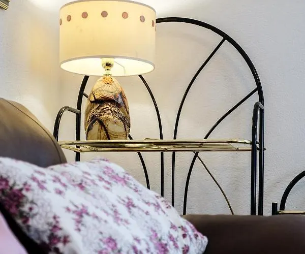 Bird Lamp Luxury Bacvice, 公寓 *