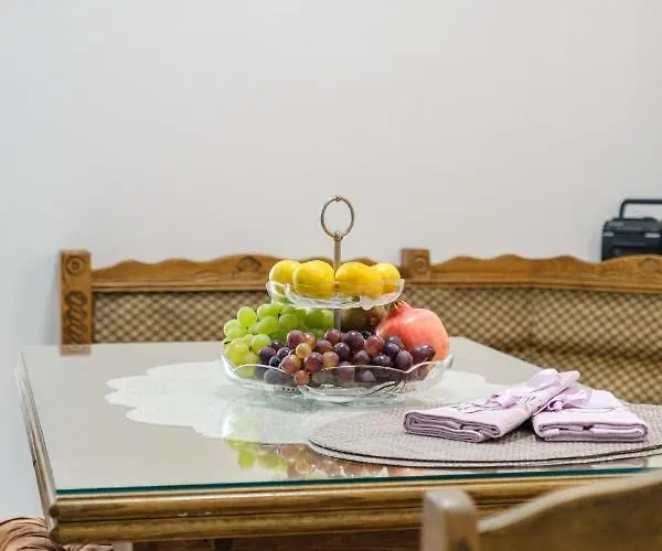 Bird Lamp Luxury Bacvice, 公寓